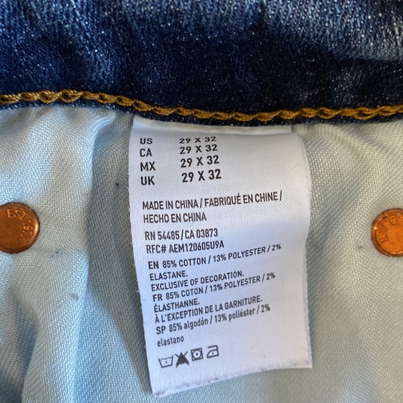 29x32 American Eagle Slim Straight distressed jeans - Picture 6 of 7